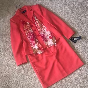 Women’s Evan-Picone Suit